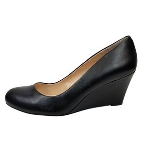 Jessica Simpson Black Wedge Heel Pumps EUC